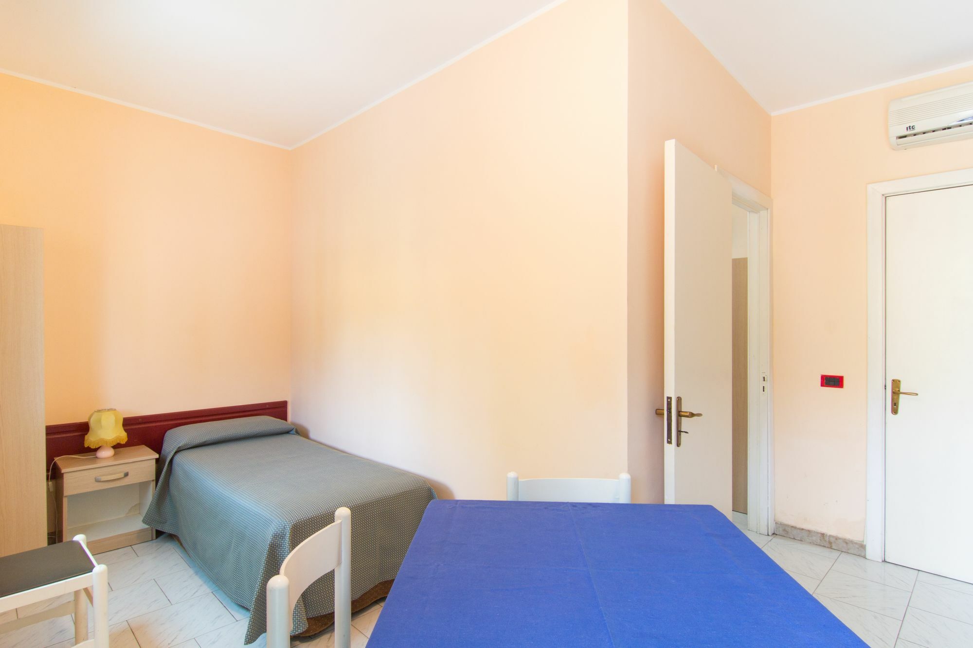 Racar Hotel Frigole Exteriér fotografie